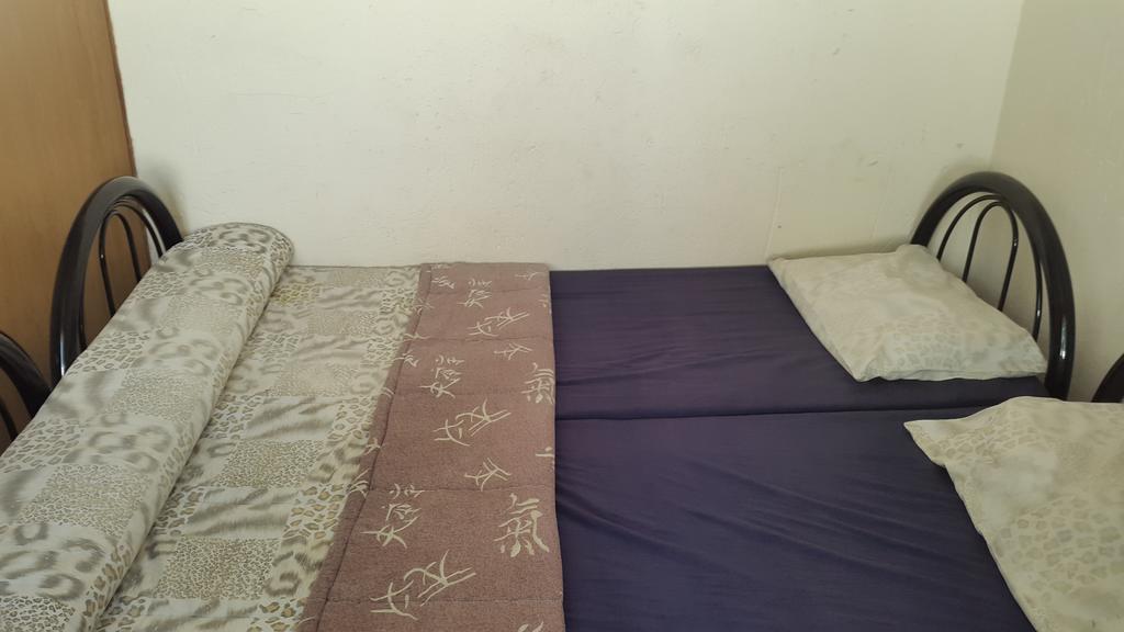 Rosebank Lodge & Backpacker Johannesburg Esterno foto